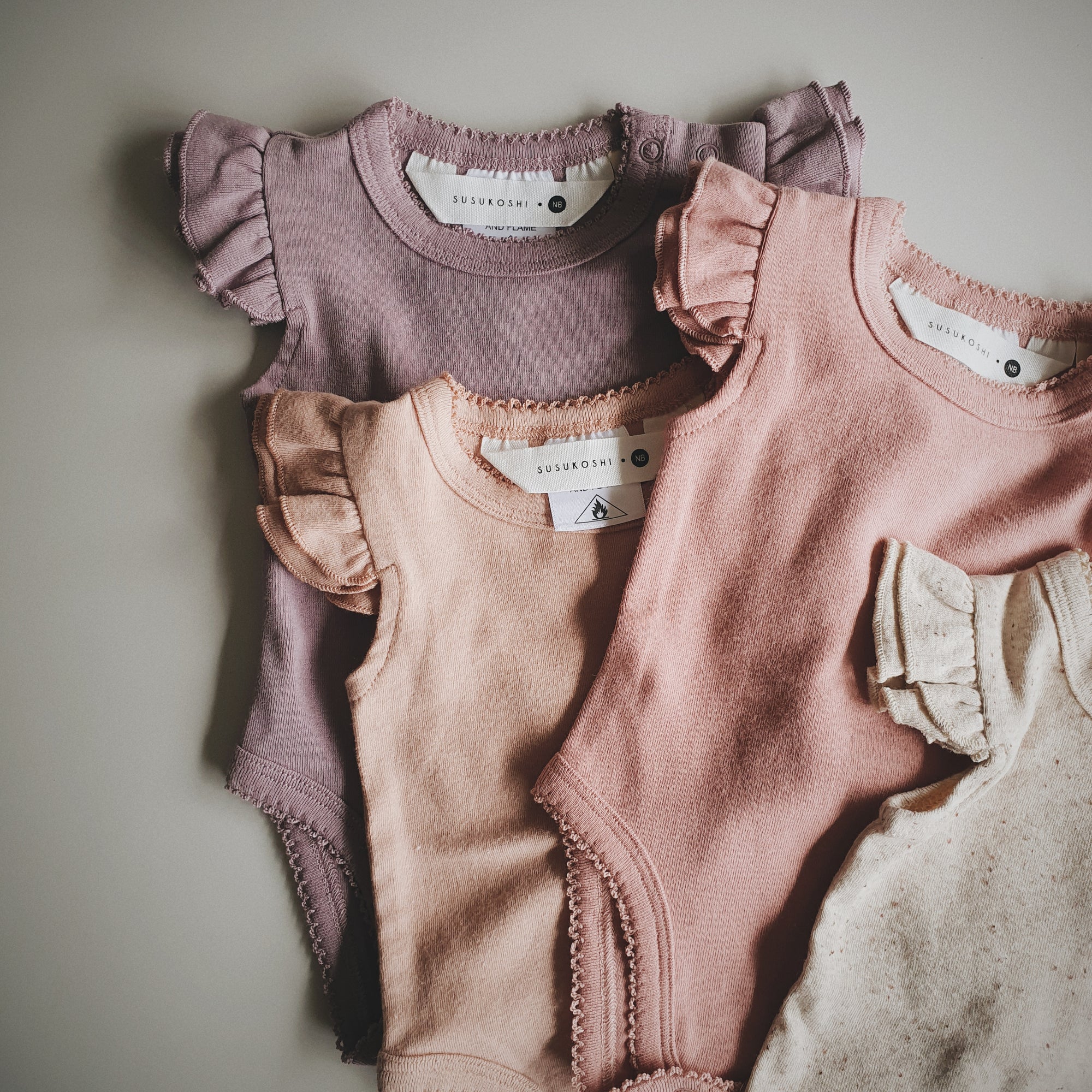 SUSUKOSHI Flutter Suit - Tan